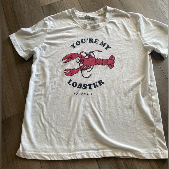 Friends t-shirt size XL with “you’re my Lobster” 🦞 - Picture 2 of 7